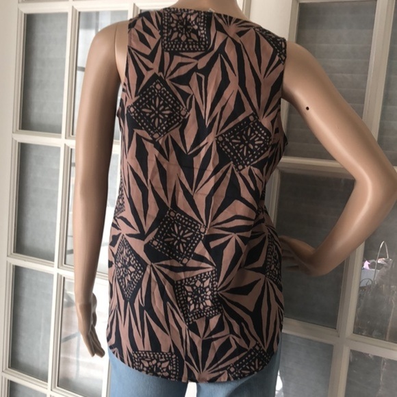 Collective concepts flowy sleeveless print top - Picture 3 of 9